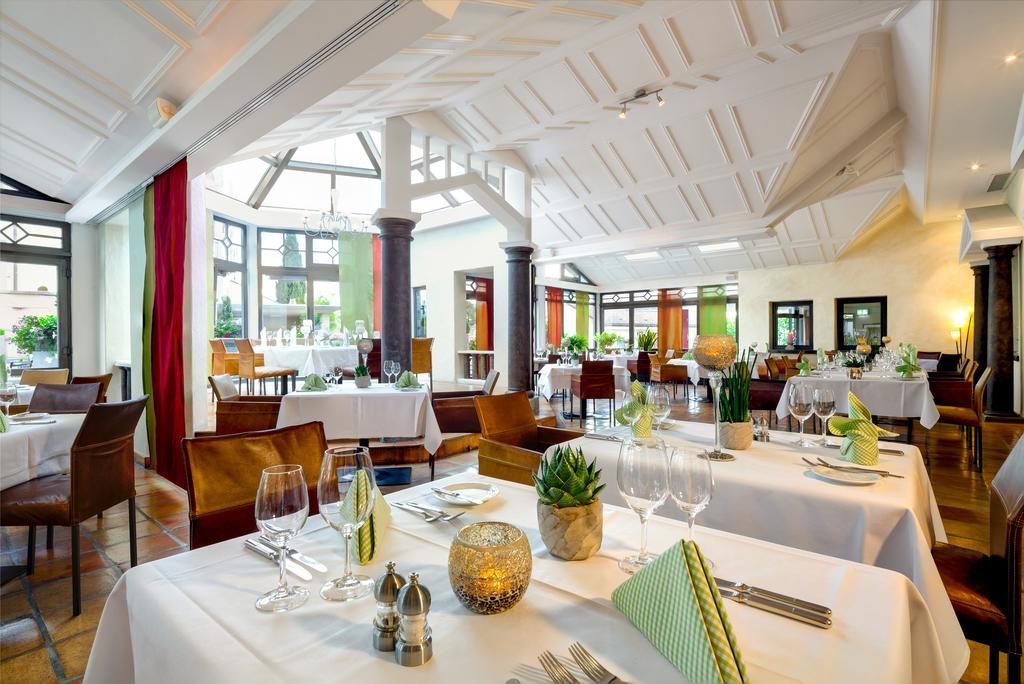 Hotel Traube Am See Friedrichshafen Zewnętrze zdjęcie